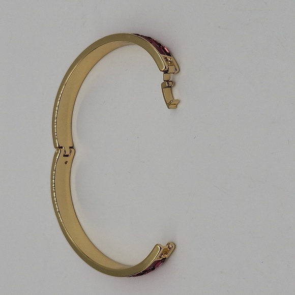 1768- Gold Tone Bangle Bracelet NWT - Picture 6 of 7